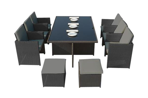 Table et chaises 10 places encastrables en résine noir/gris DALMA